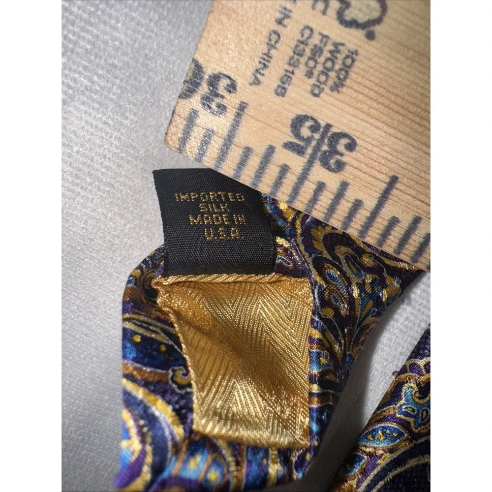 Vtg ROBERT TALBOTT 100% Silk Necktie Made in USA Peacock Designer Purple Yellow‎